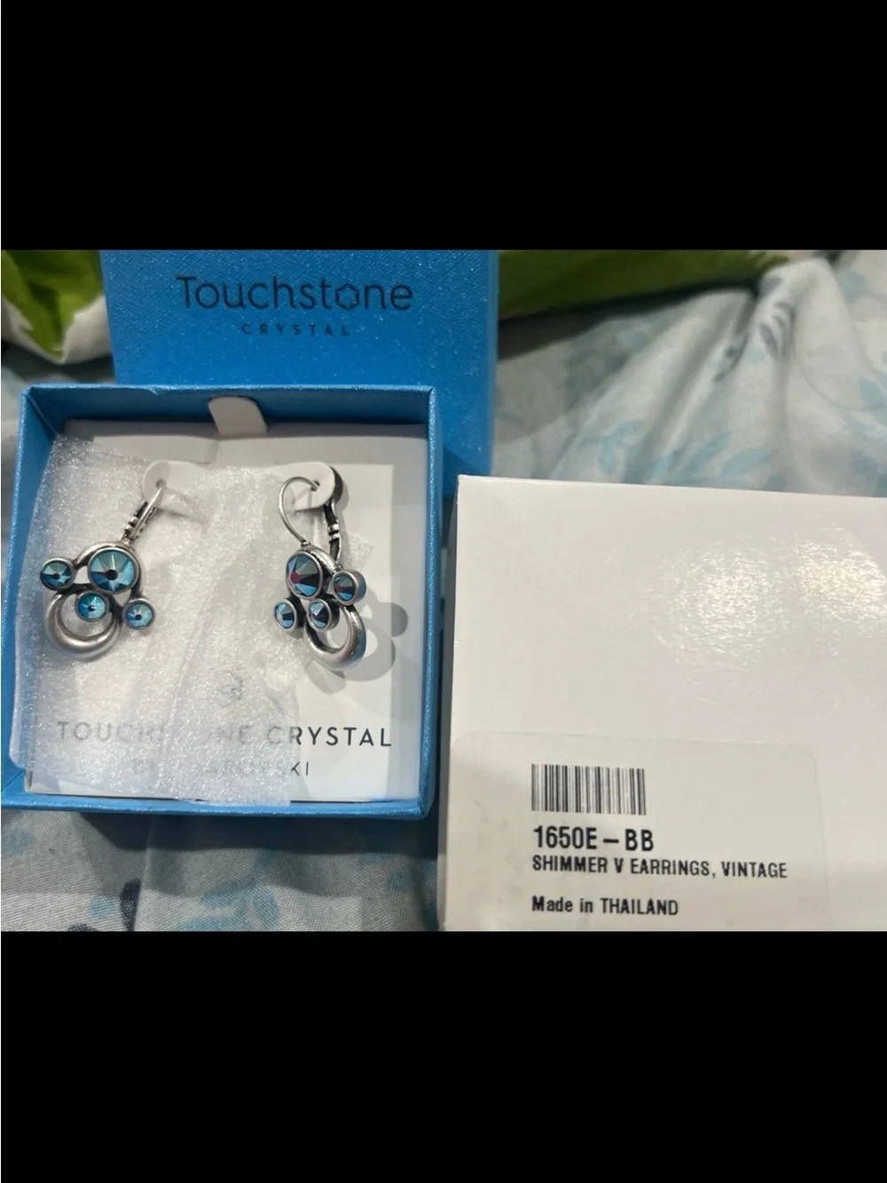 Shimmer V blue earrings vintage from touchstone crystal like new